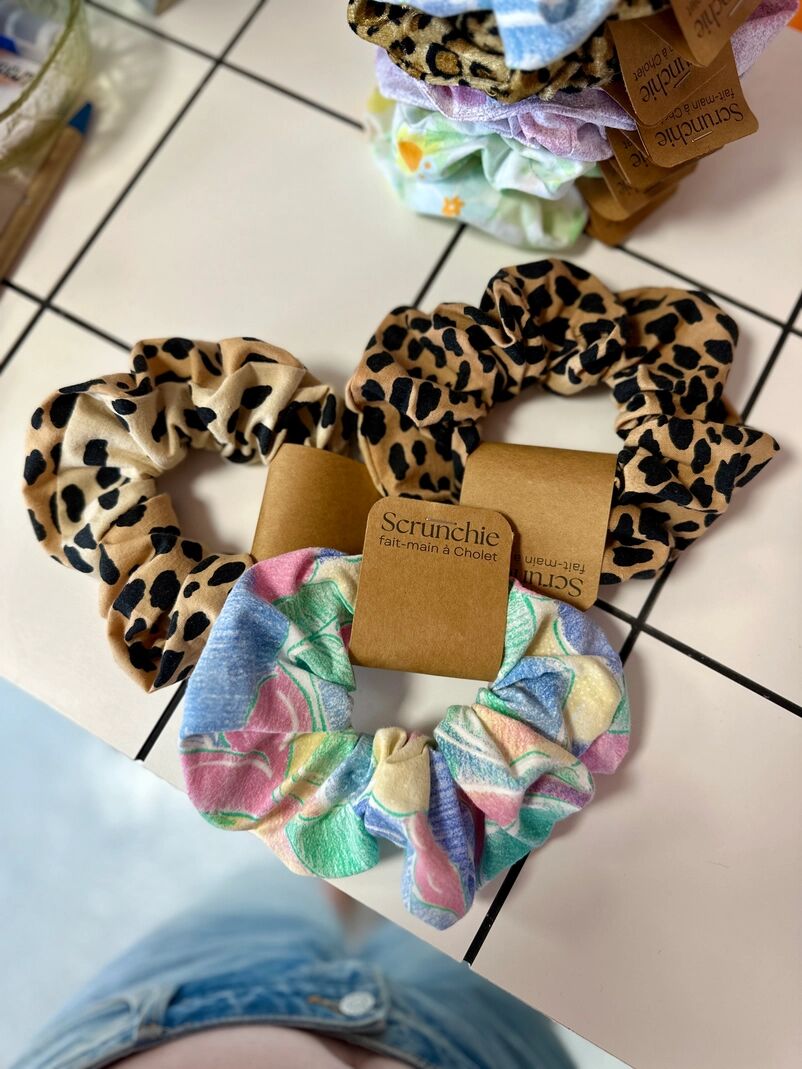 Big Scrunchie fait-main en tissus vintage