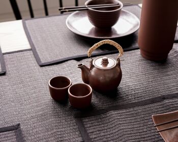 Ensemble de théière chinoise faite à la main avec 2 tasses 2