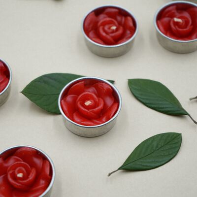 Teelichter mit rotem Rosenduft