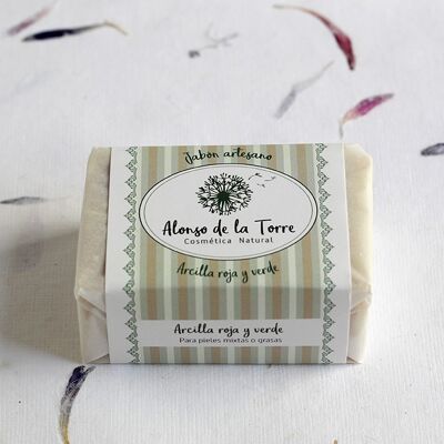 Savon artisanal à l'argile rouge et verte