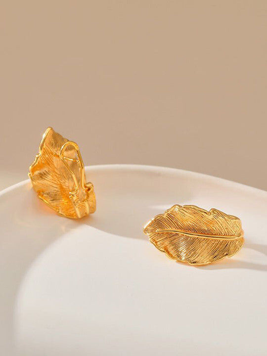 Fashion-Forward Earwear – Stud Earrings – Multicolour Design – Individual Pairs
