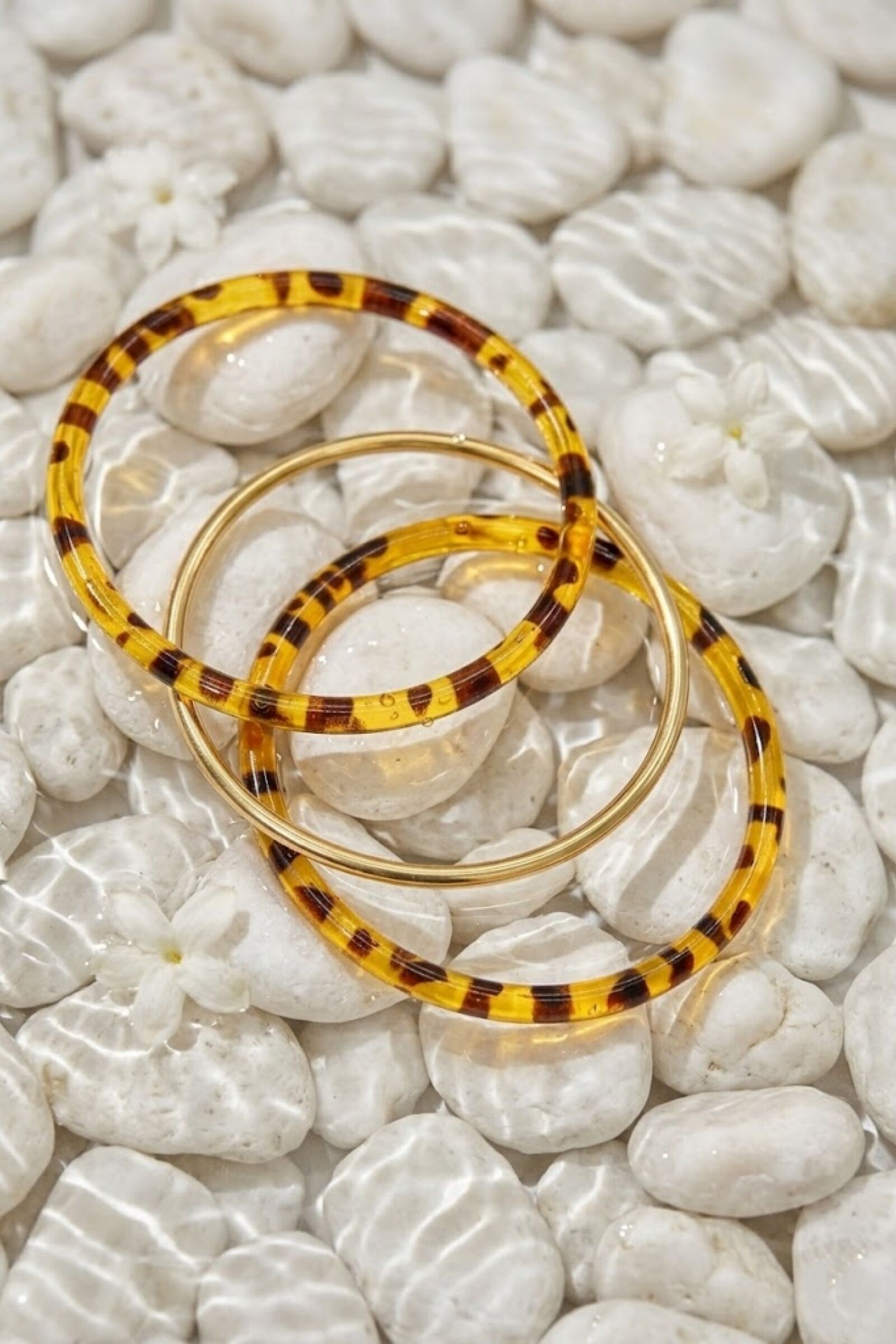 Bracelet Jonc Résine & Acier Inoxydable – Lot de 3 Pièces Style Léopard Chic