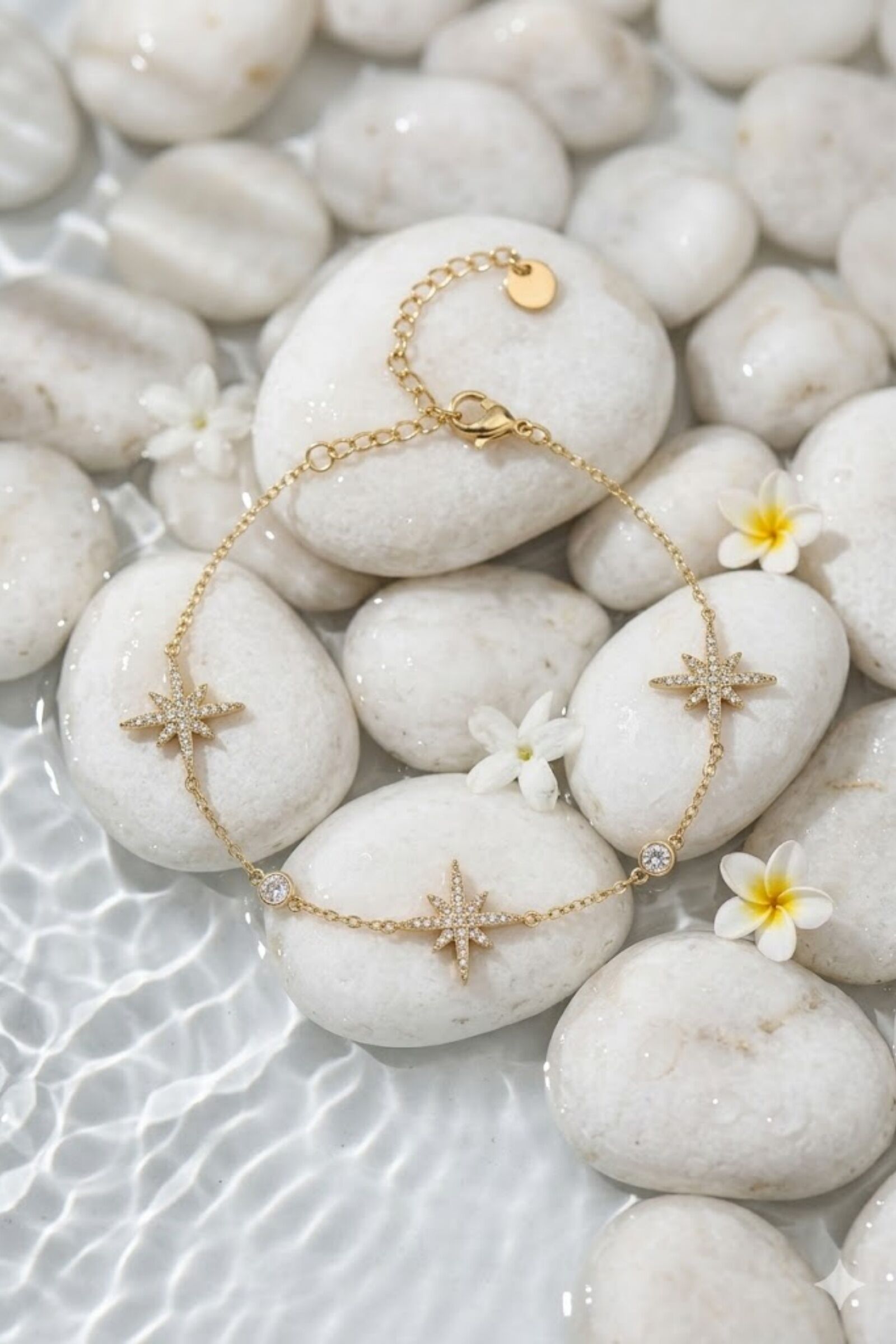 Bracelet Étoile Strass Acier Inoxydable – Éclat Céleste & Élégance