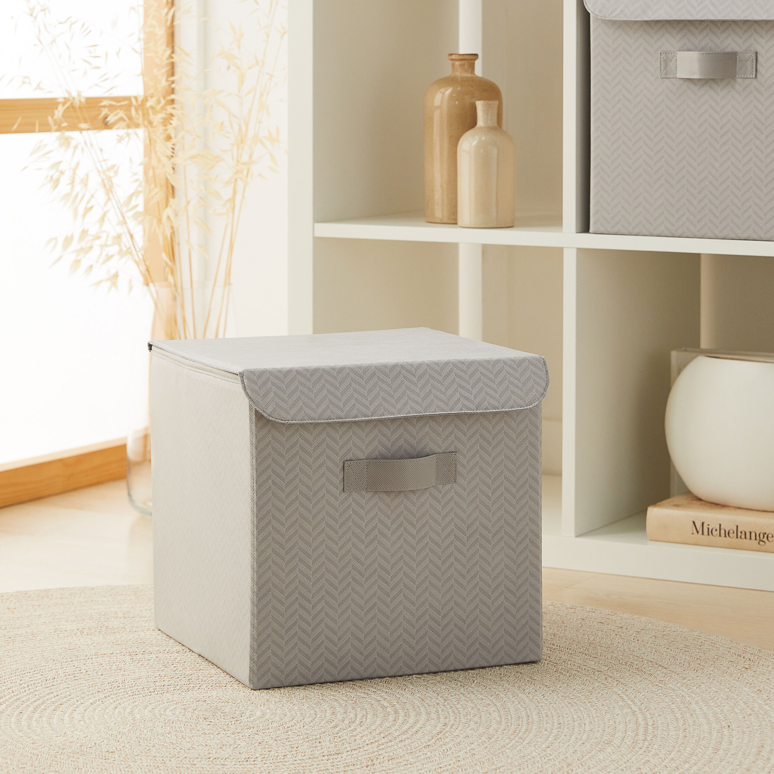 Aufbewahrungsbox mit Deckel, Fischgrätenmuster, Grau