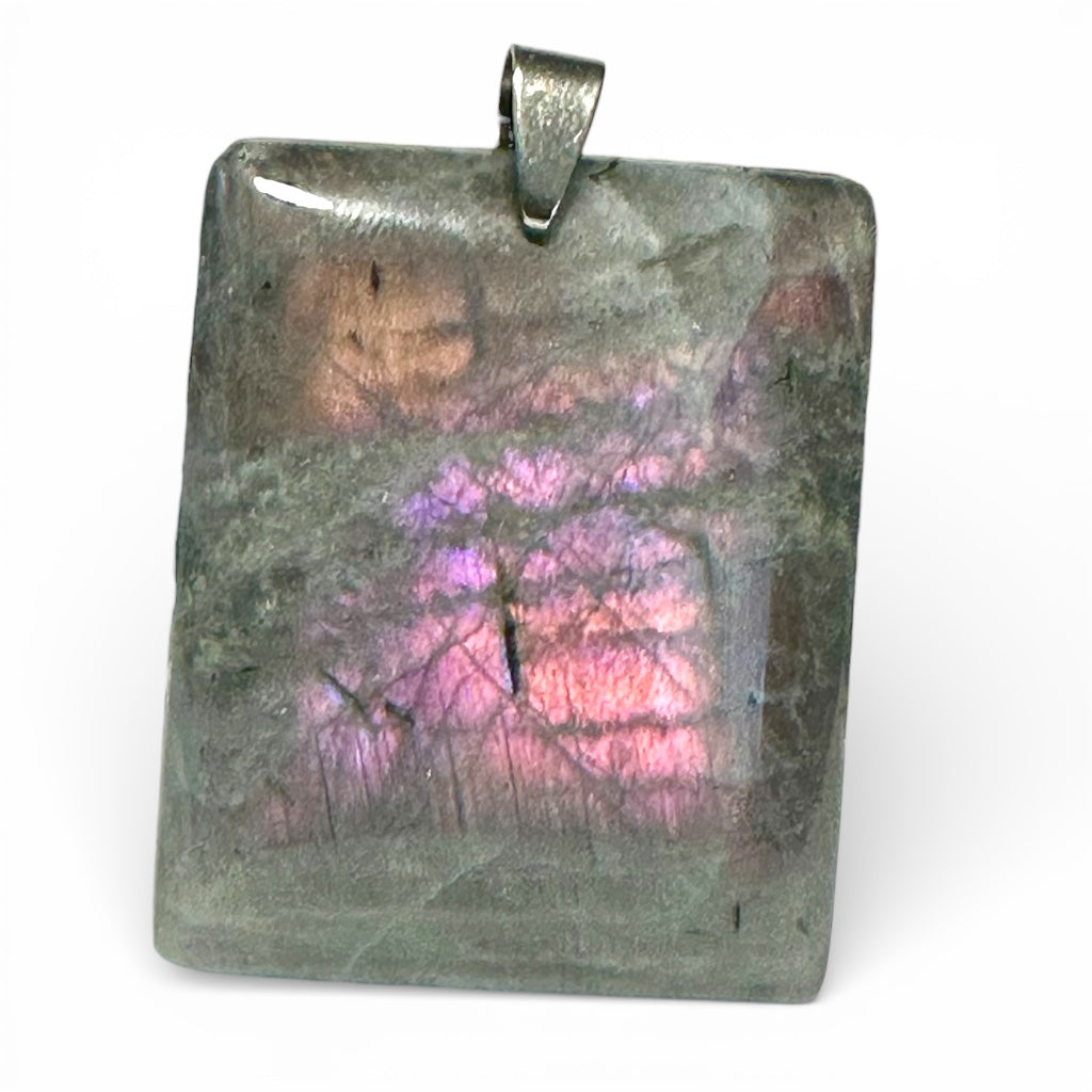 Purple labradorite pendant from Madagascar, AA+ grade, rectangular, 35-45mm