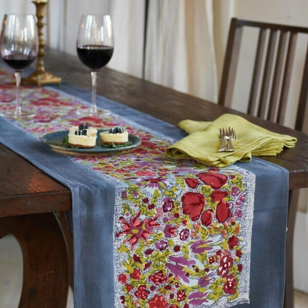 Grey and red garden table runner