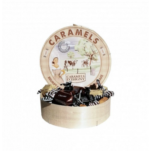 Wooden box of 150g salted caramel fondant candies from Isigny Caramels