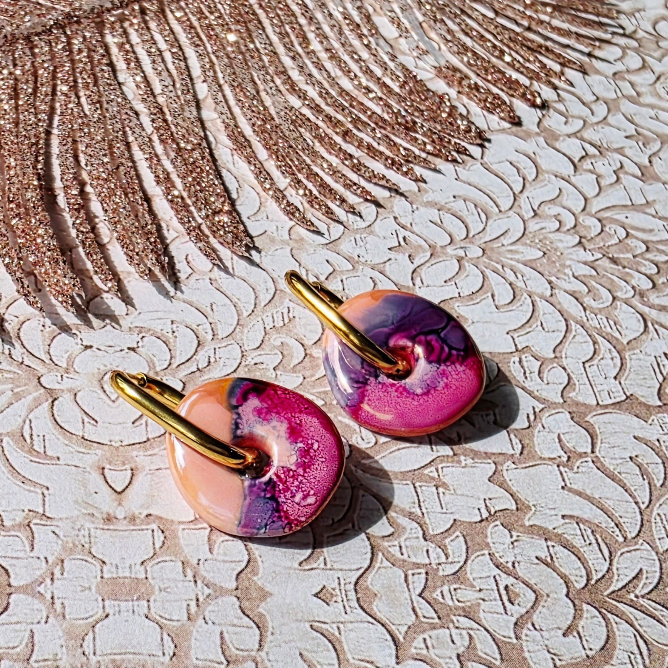 Gold-plated stainless steel oval hoop earrings with ceramic beads. Mother's Day Gift for Mom, Christmas Gift for Teacher