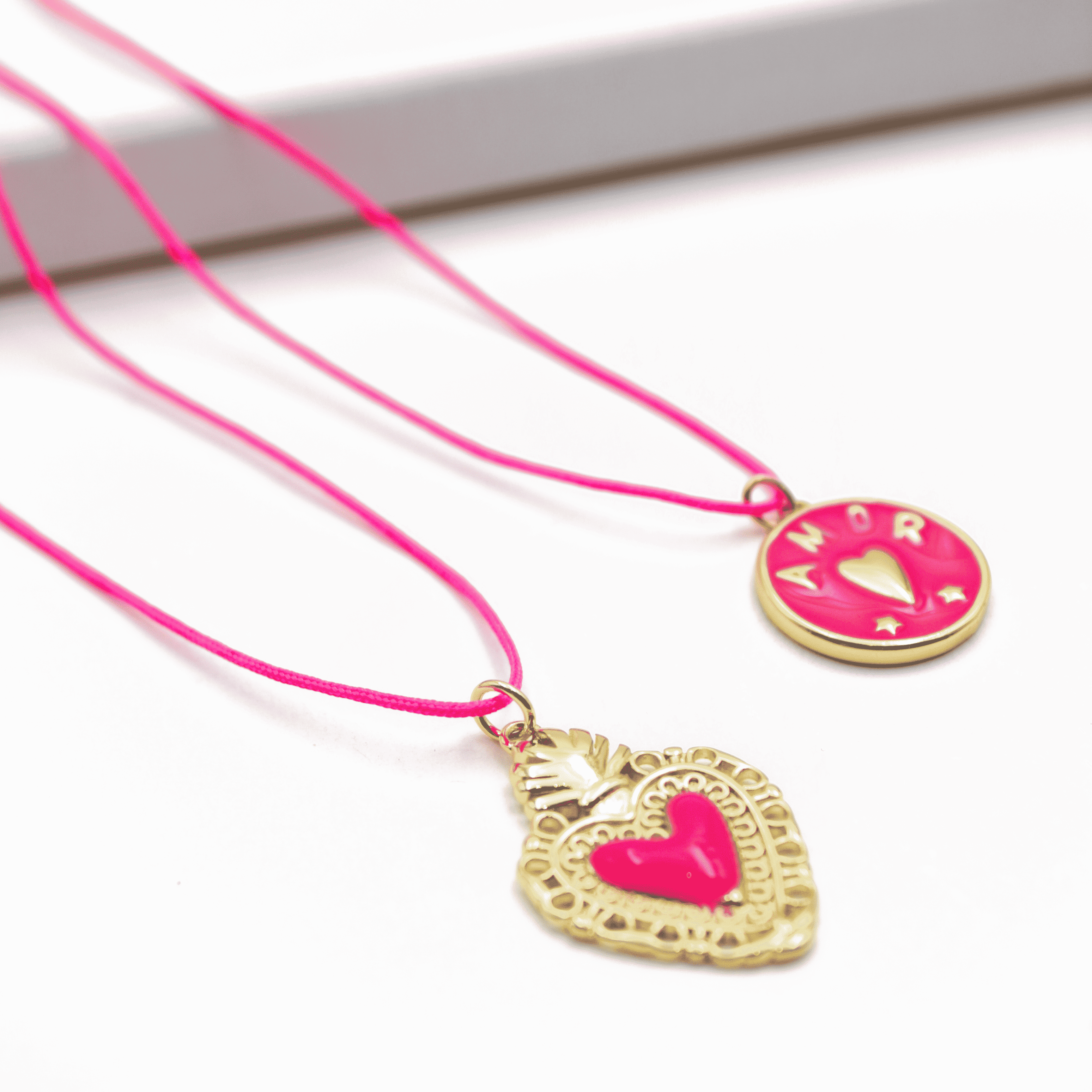 Set of 2 Amor and Ex Voto neon pink cord necklace - CARLA