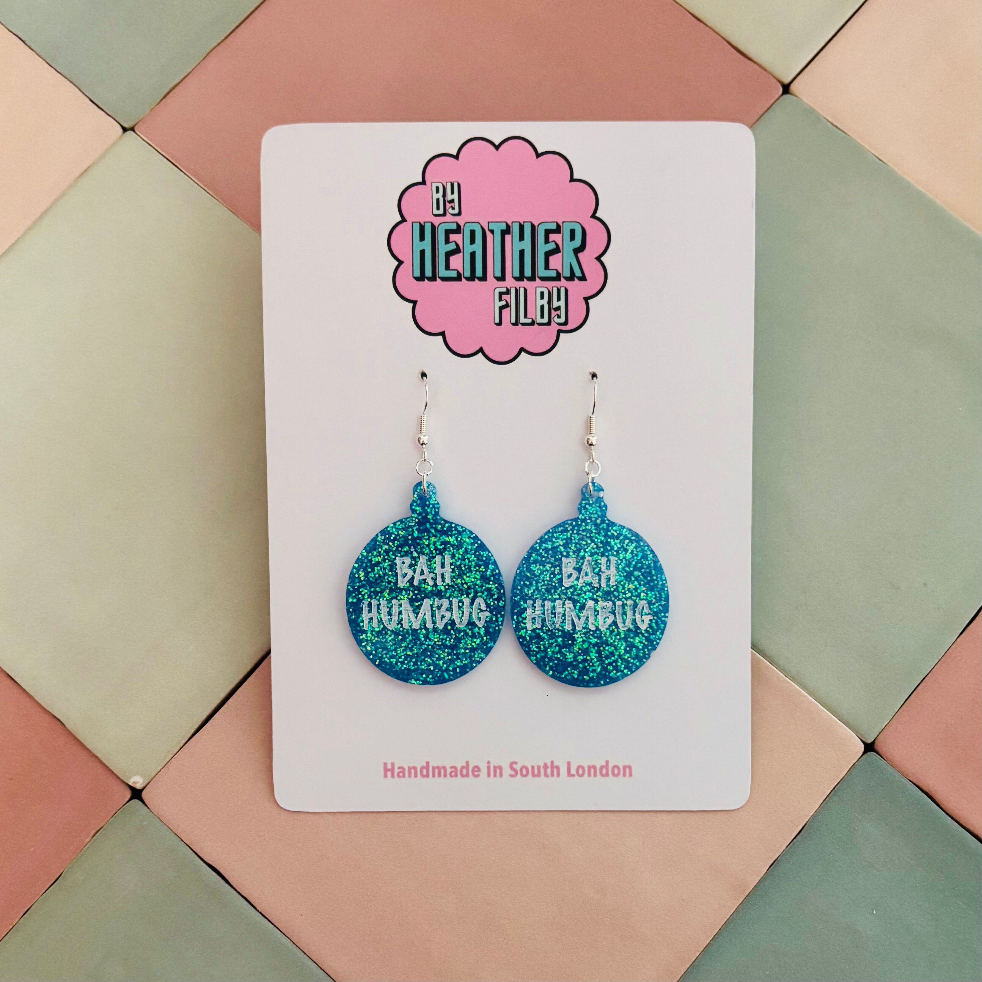 🖤 Bah Humbug Glitter Bauble Resin Christmas Earrings
