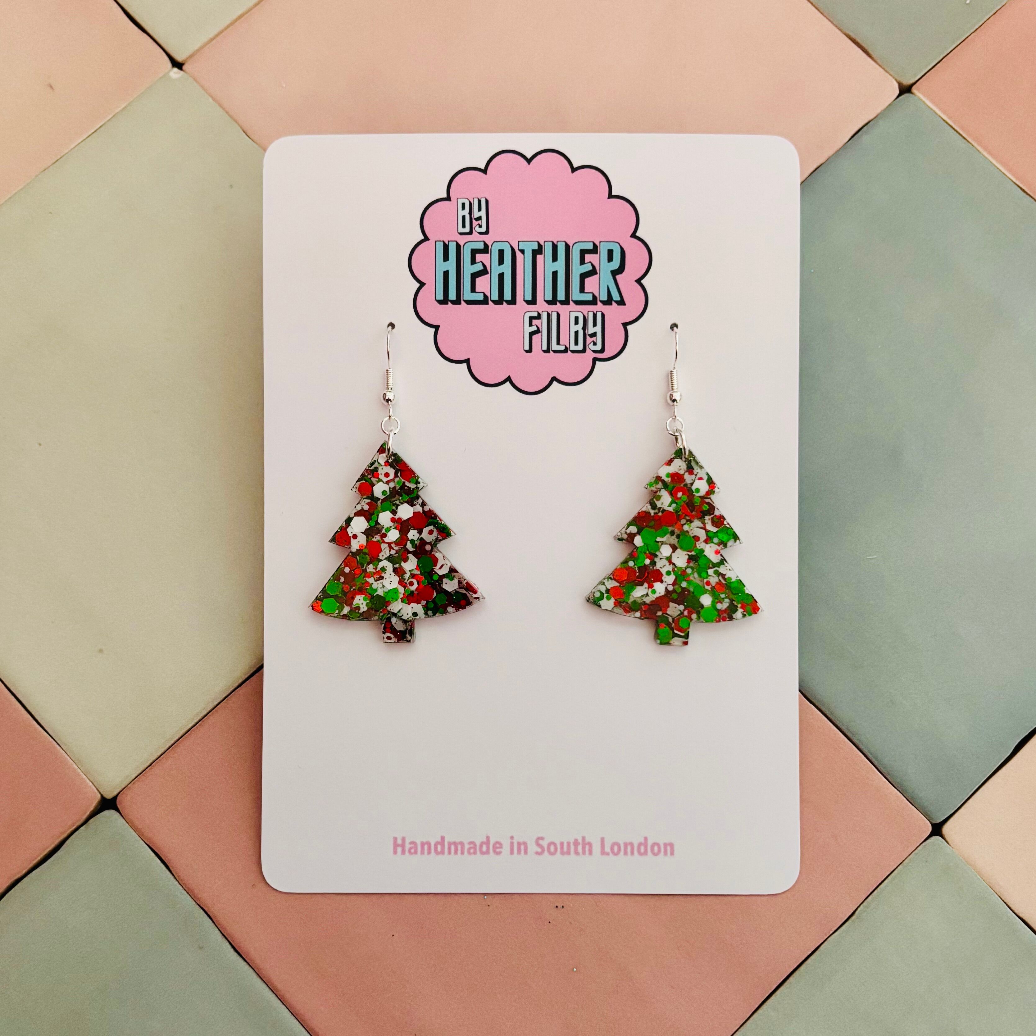 🎄 White, Green and Red Christmas Tree Glitter Resin Earrings