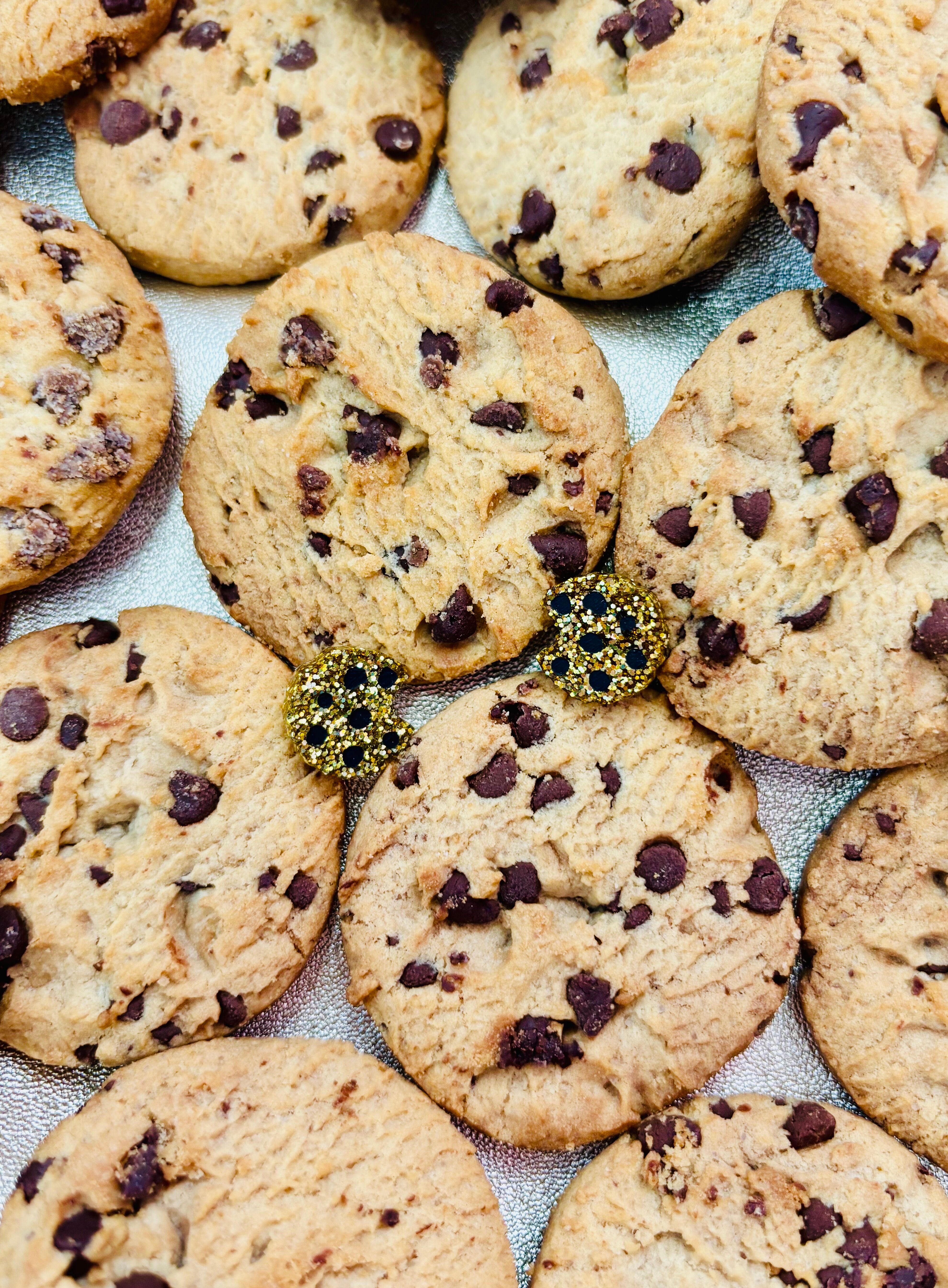 🍪 Cookie Glitter Resin Studs