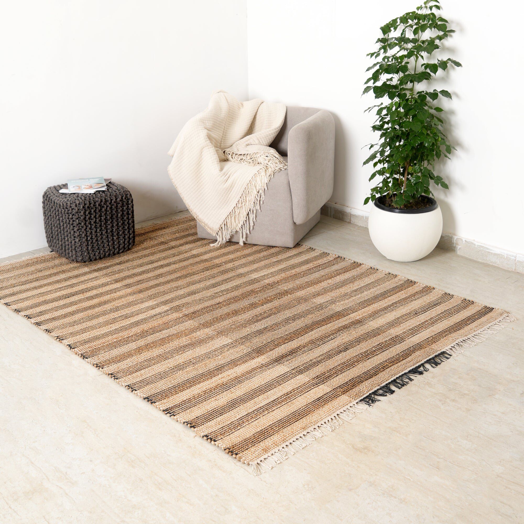Tapis rayé tissé à la main – Coton et jute au design naturel