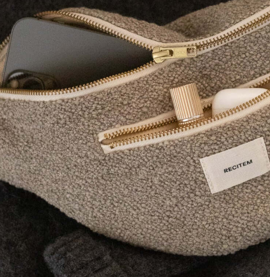 Esra Gürteltasche
