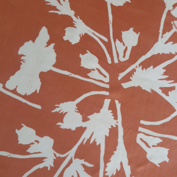 Écharpe en soie sergée Soft Bloom, couleur orange brûlé, 110 cm x 110 cm