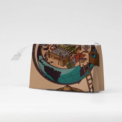 WORLD TRAVELER Tyvek® cosmetic bag