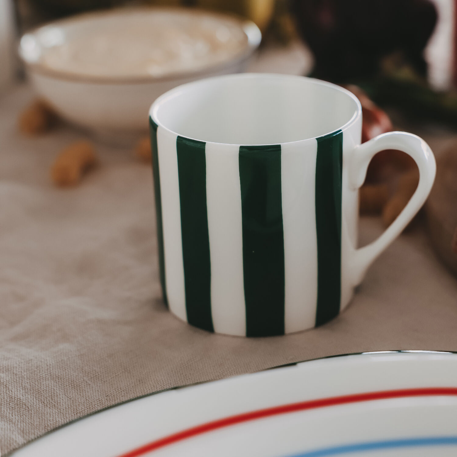 Small cup with green stripes (PU = 4 pcs.) ) 