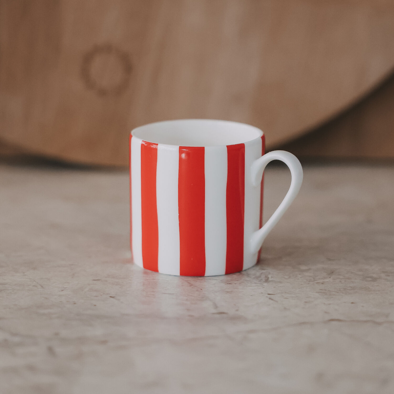 Small cup with red stripes (PU = 4 pcs.) ) 