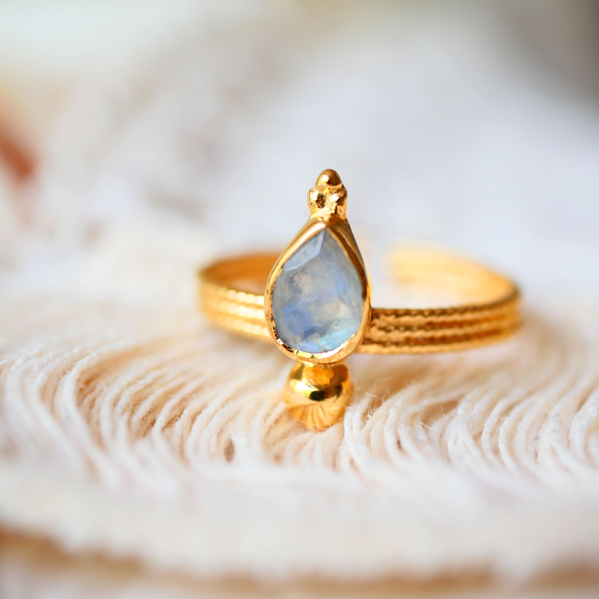 Bague réglable Pierre de Lune SOMA – Lumière Lunaire