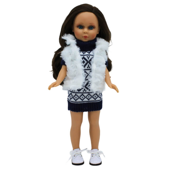 Poupée Naia, fabrication artisanale originale, 41 cm, collection Vidal Rojas Dolls, vêtue d'une robe en laine à motifs grecs, d'un gilet et de bottes hautes en cuir.