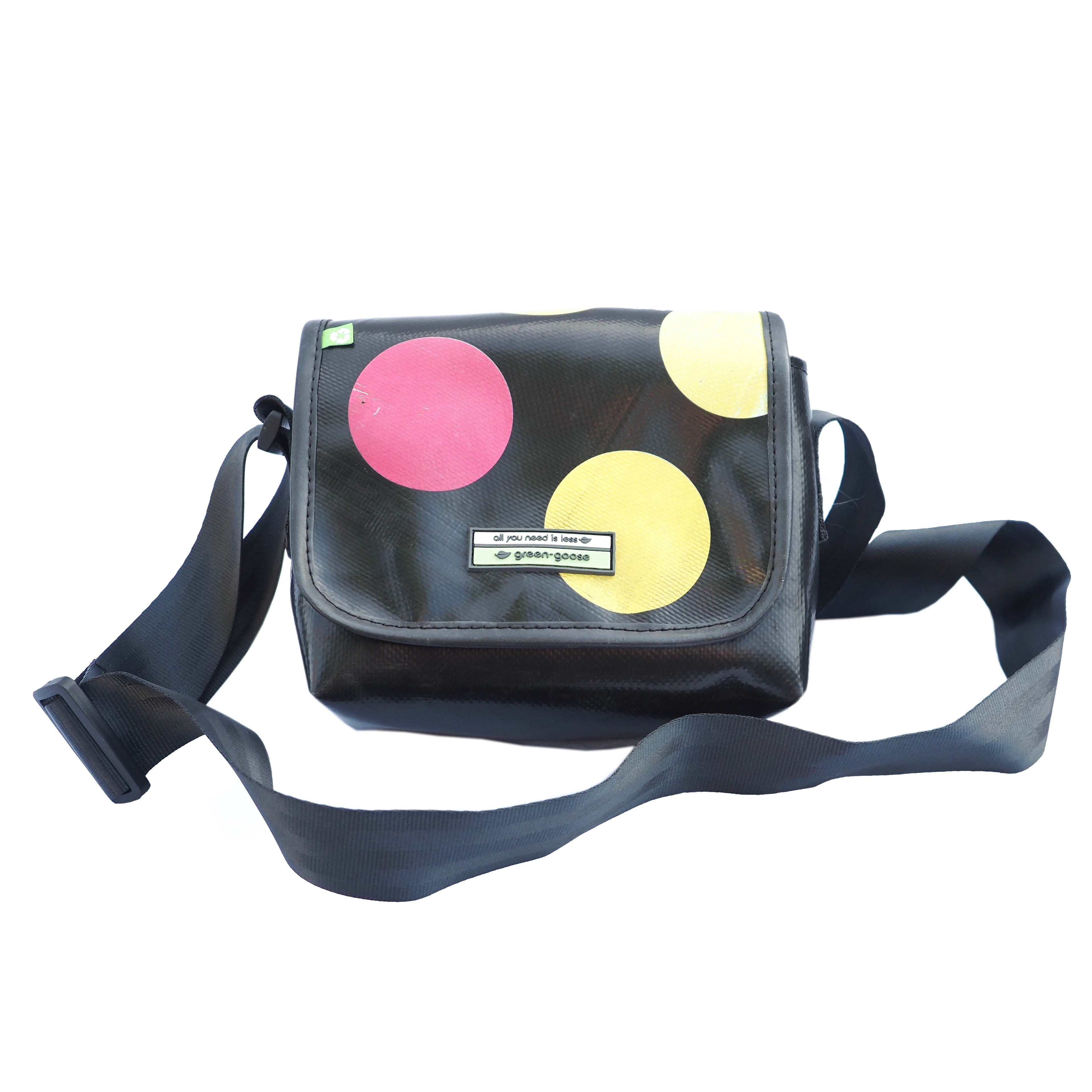 green-goose Jalan Shoulder Bag - Black Multicolor