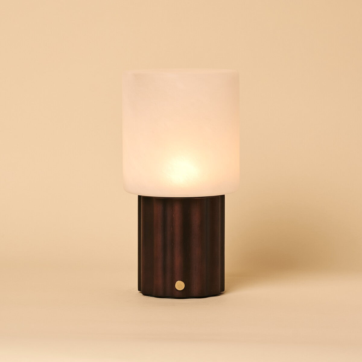 Frank Dark Brown Rechargeable Table Lamp | Cordless, 3 Light Colors, Dimmable