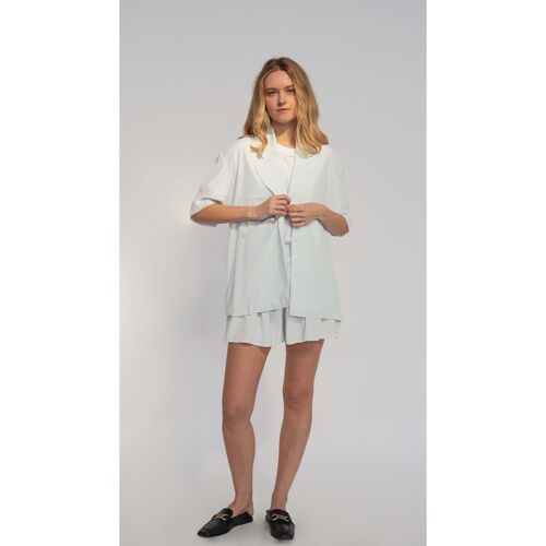 Flowing collared shirt with short sleeves