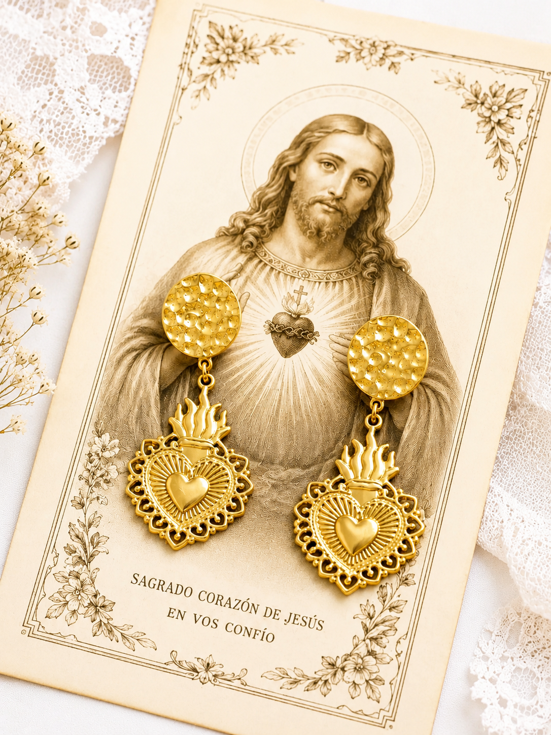 Ohrringe mit Herz-Jesu-Motiv – 18 Karat vergoldeter Edelstahl