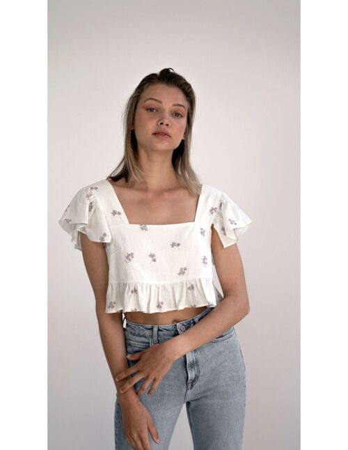 White crop top with a straight neckline