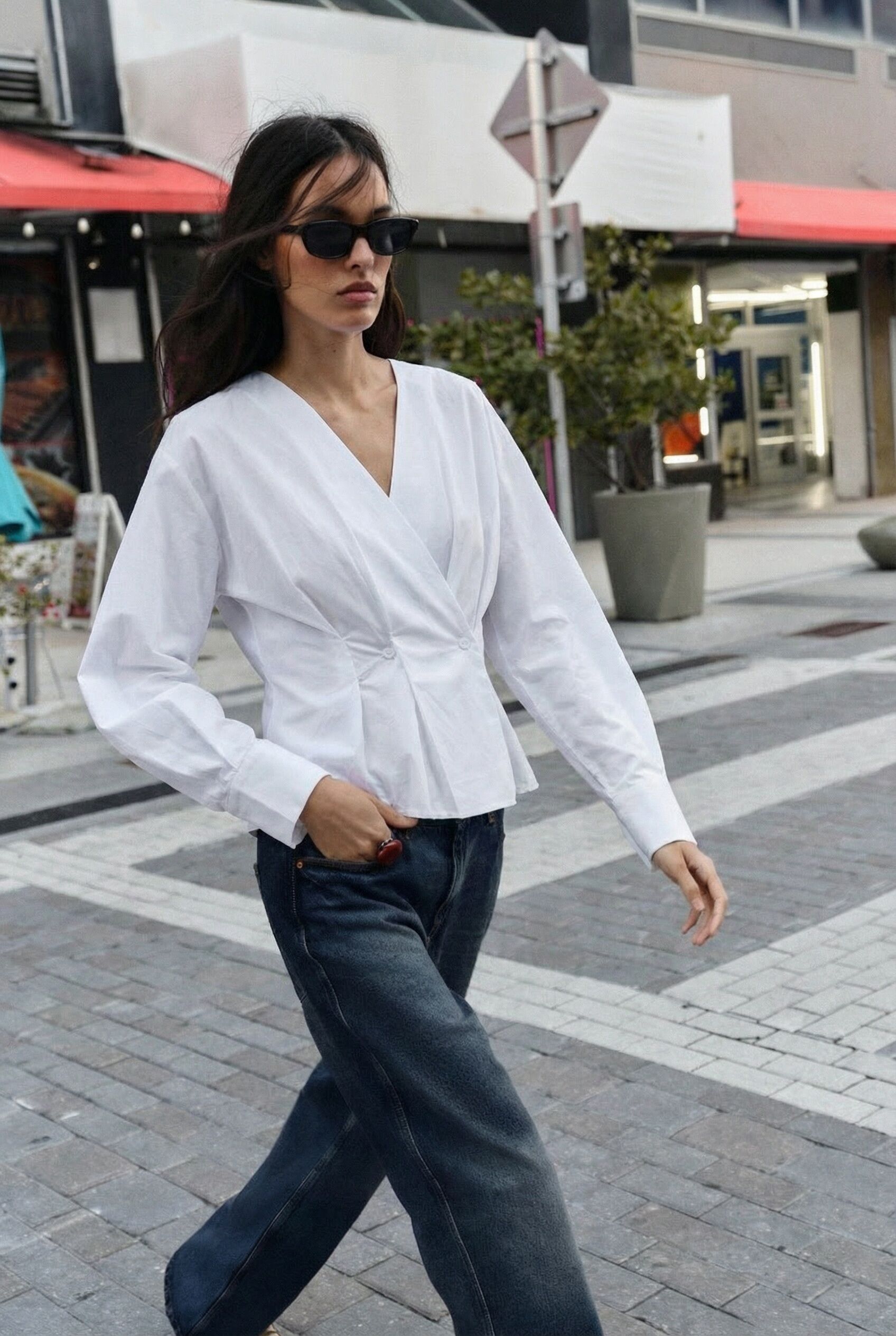 Fitted cotton shirt with wrap closure -2