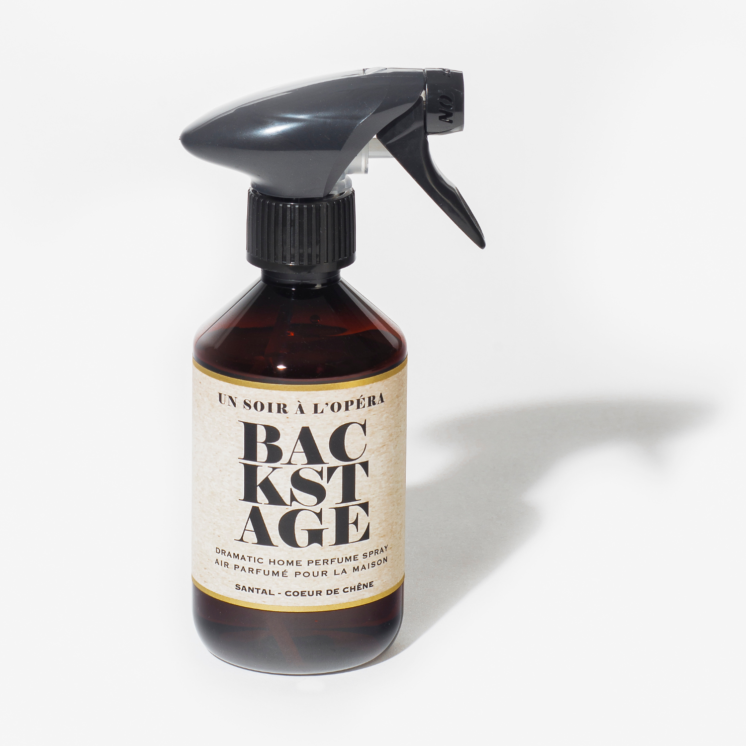 Backstage - Spray Parfumé - Coeur de Chêne - 300 ml