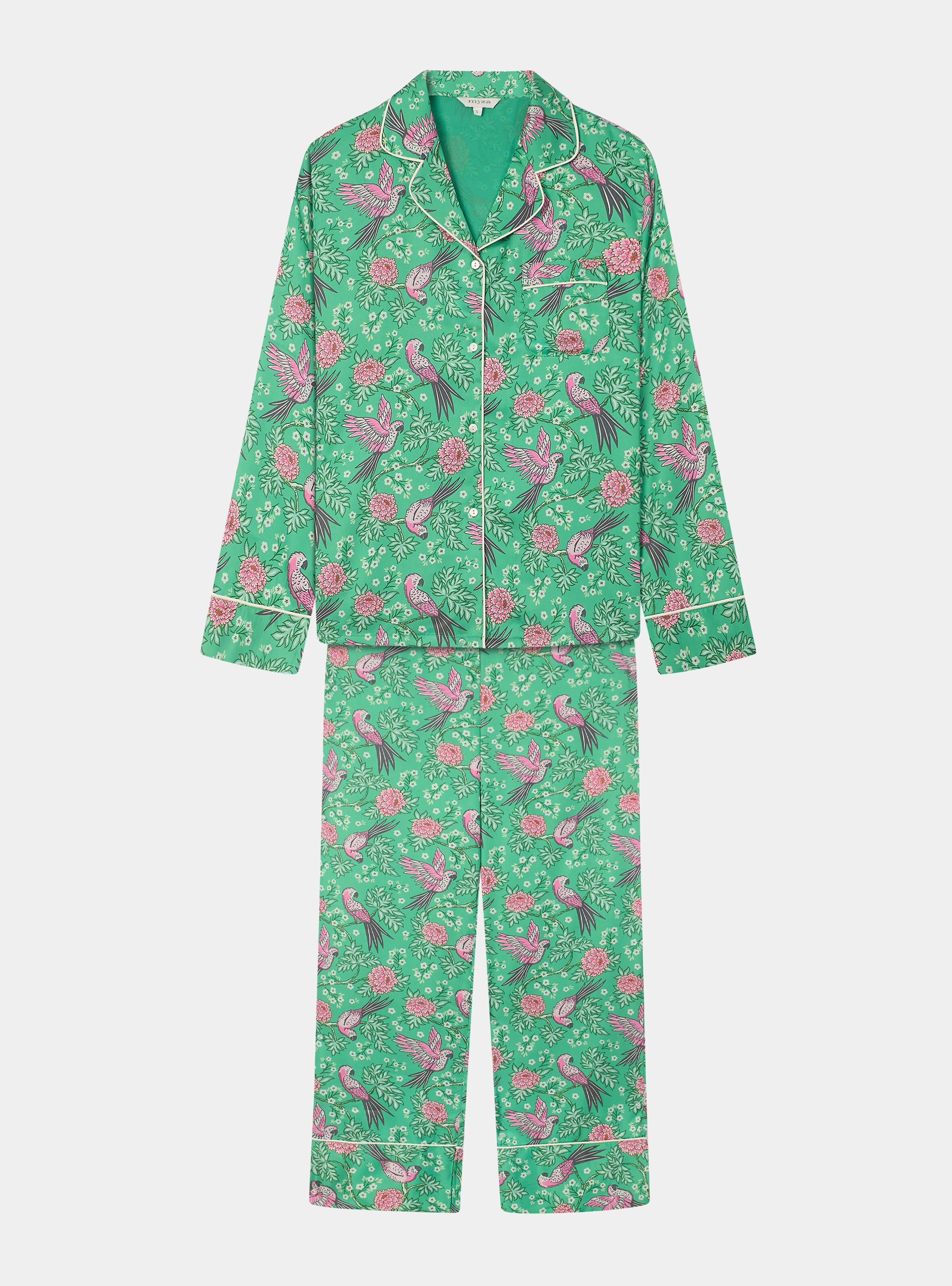 Completo pigiama da donna in raso con pappagallo rosa su sfondo verde