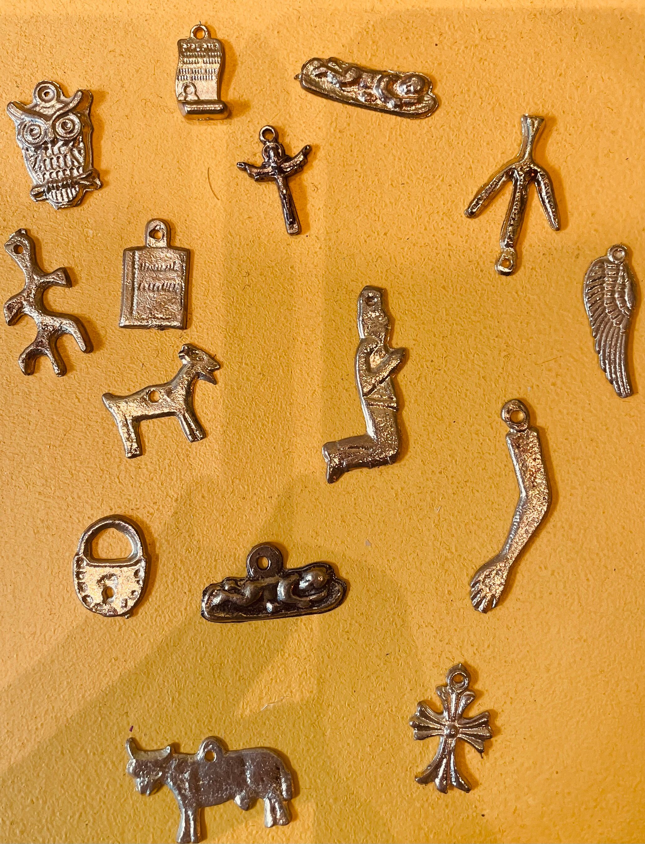 Goldene Wunder Mexikos – Set handgefertigter Talismane