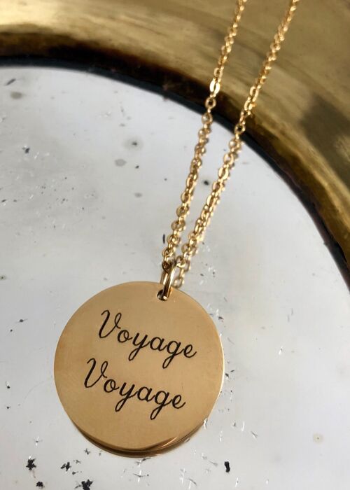 Collier une Médaille "Voyage Voyage" - Doré - Standard classique(45cm)