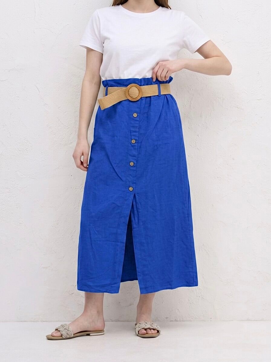 High-waisted linen-cotton midi skirt with button closure and a slit at the hem; braided waistband with a round buckle