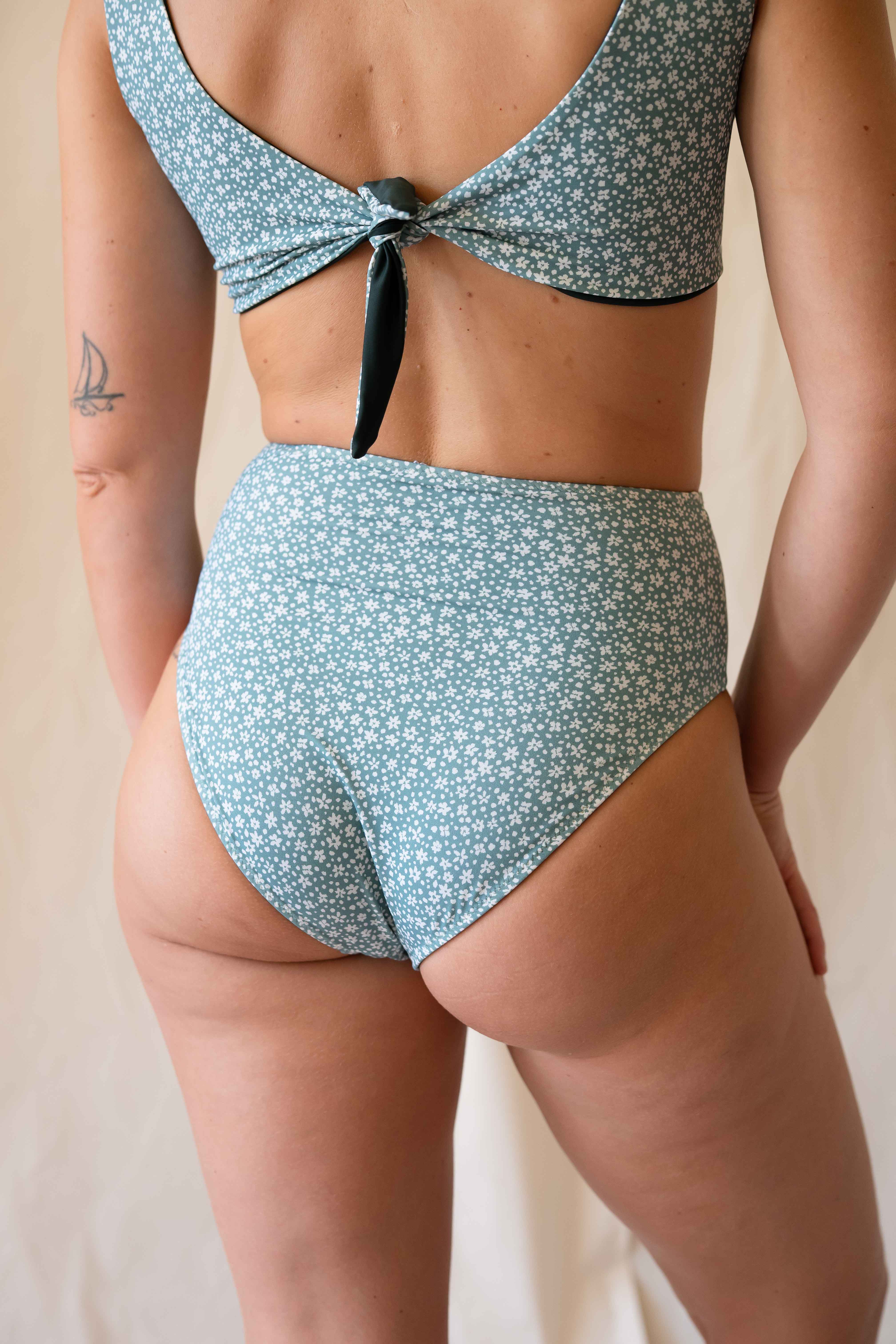 High-Waisted swimsuit Bottom - Green Flowers