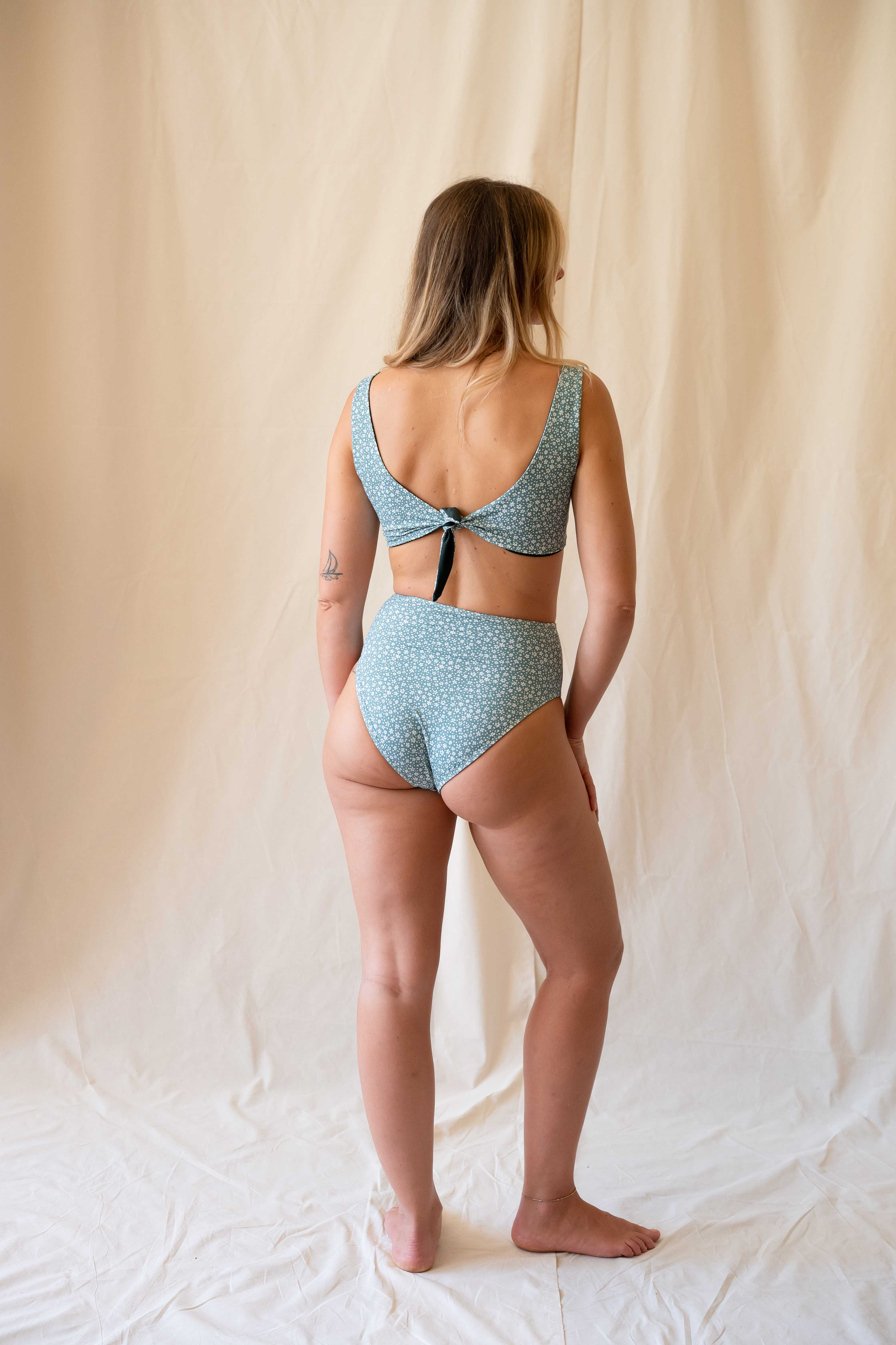 High-Waisted swimsuit Bottom - Green Flowers