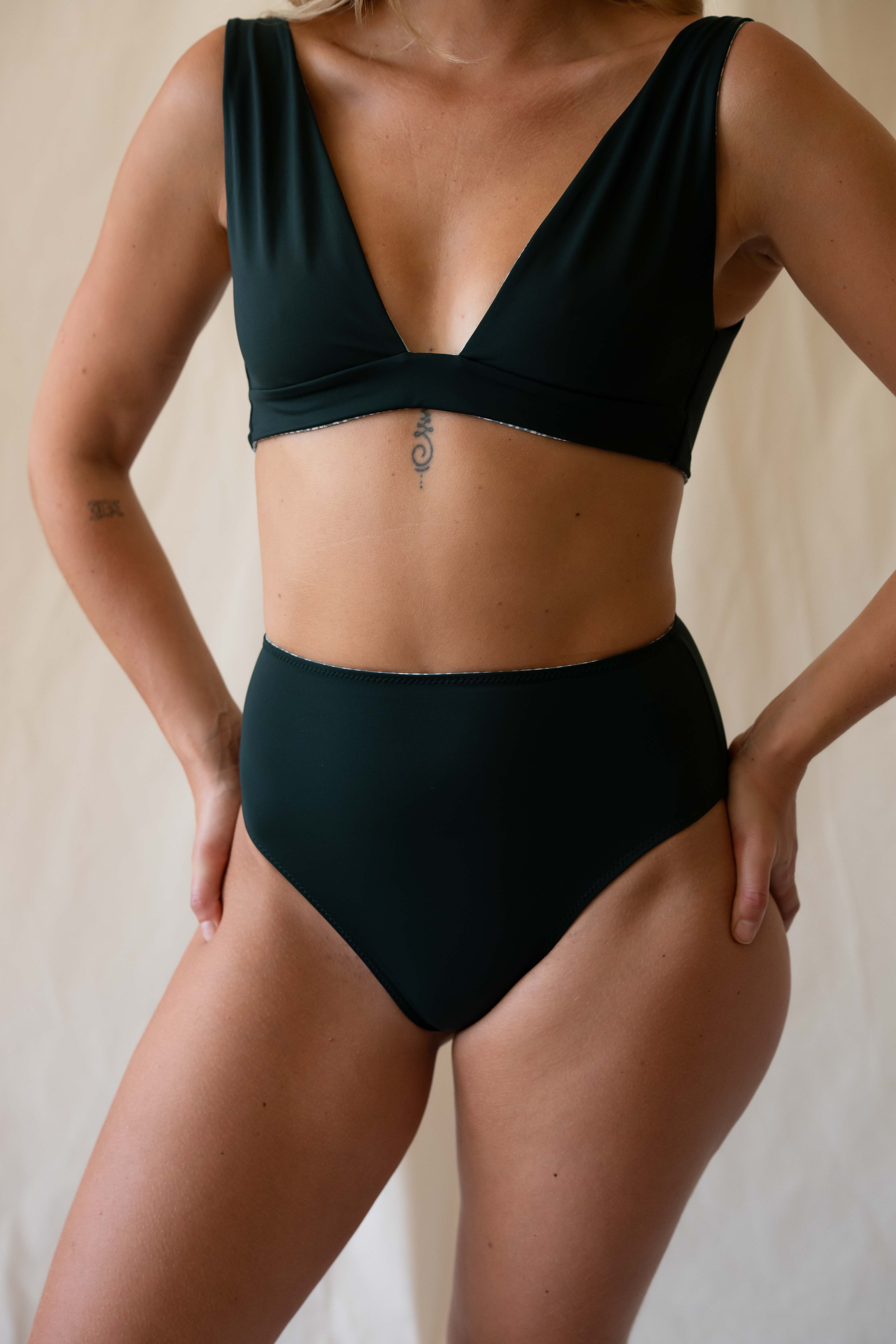 High-Waisted swimsuit Bottom - Green Flowers