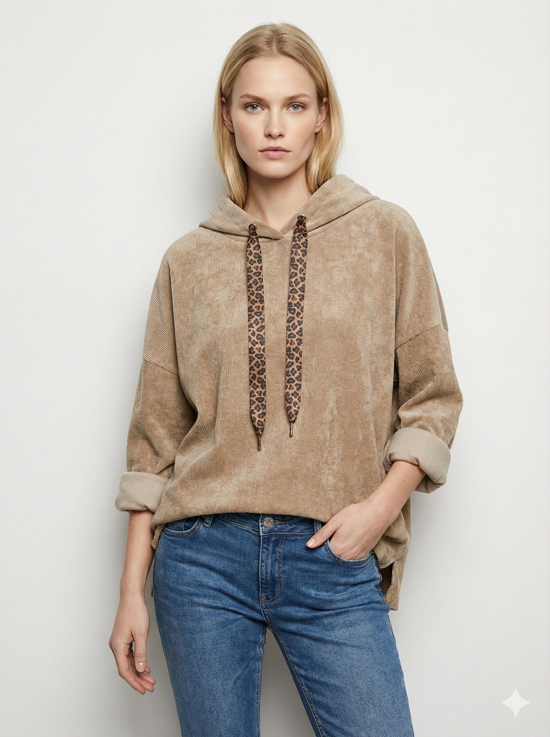 Velvet sweatshirts with leopard print drawstring