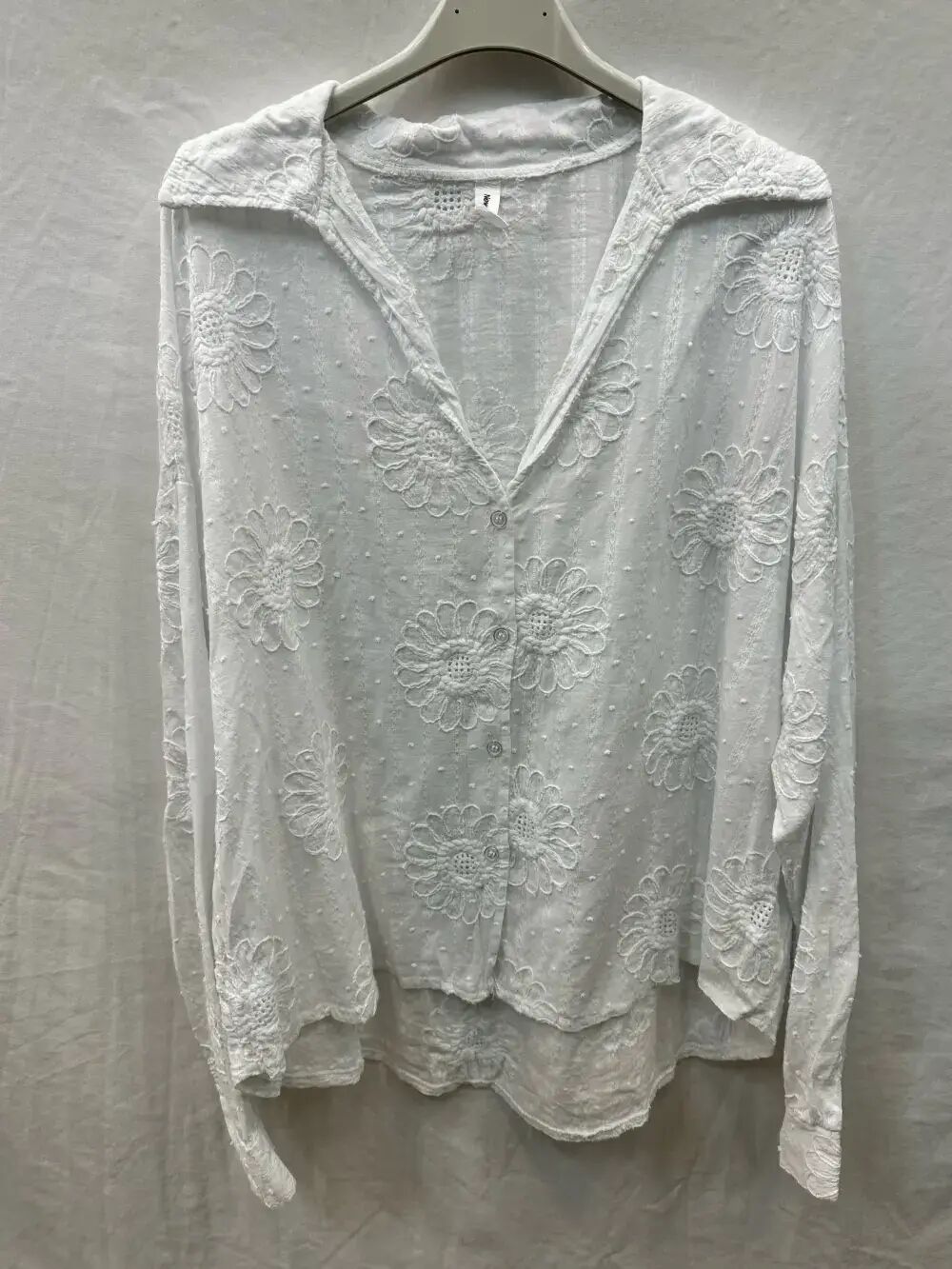 Floral embroidered cotton shirt