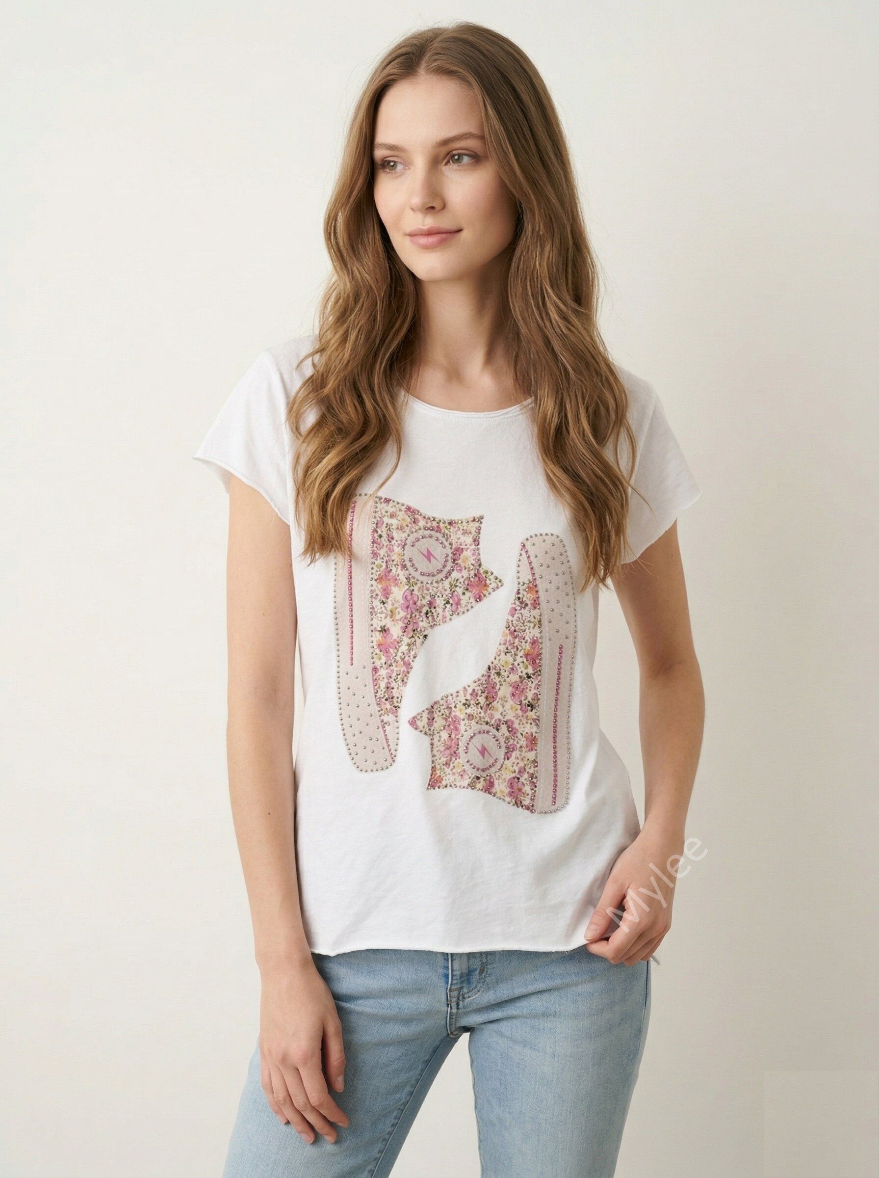White T-shirt, Liberty sneakers