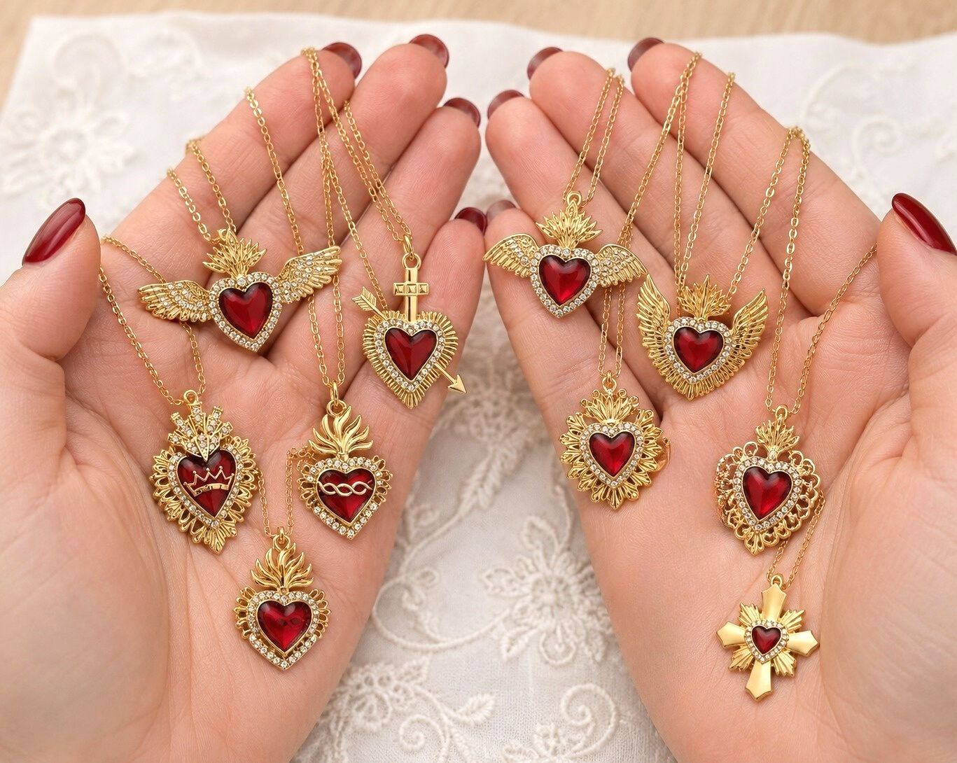 Sacred Heart Necklaces in 18k Gold-Plated Steel