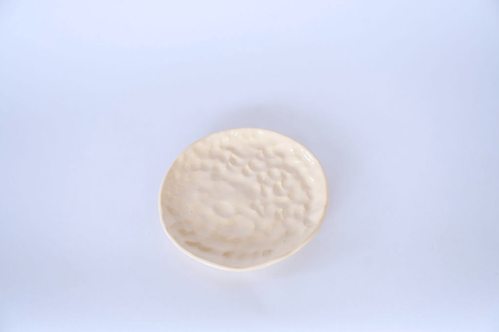 Bread Plate in Ecru - Dedadas