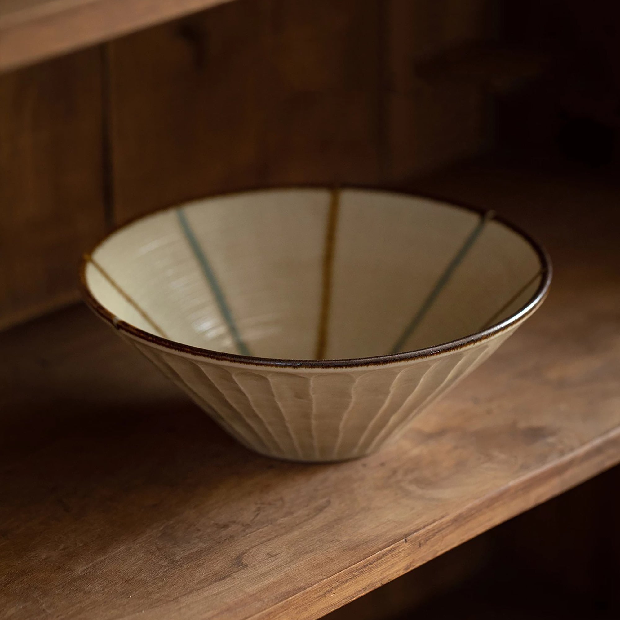 Vintage Minoyaki ramen bowl, flared conical shape