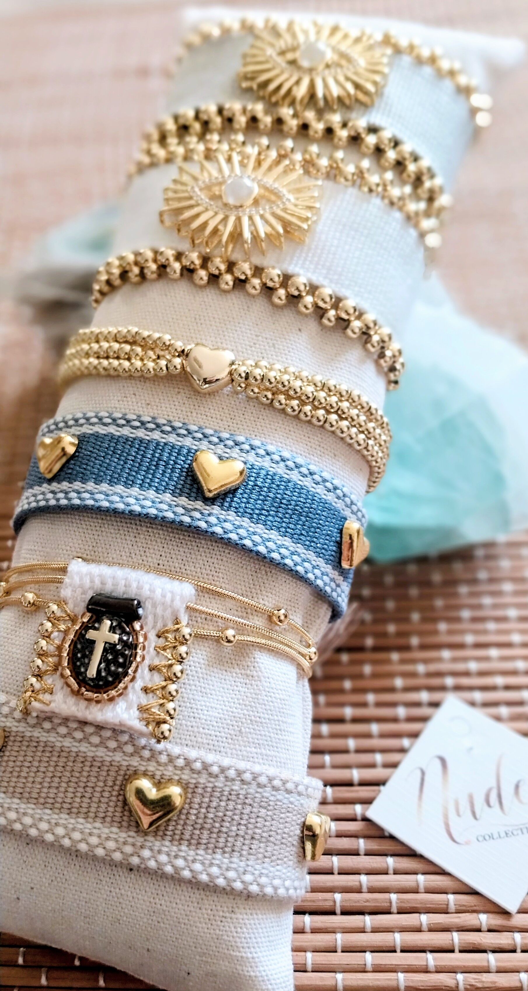 Set of 6 bracelets on a presentation roll
