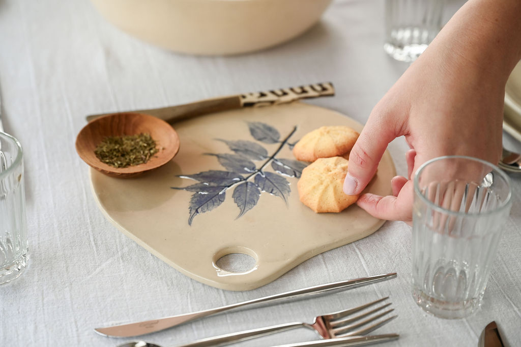 Medium Serving Board in Cobalt Blue - Primavera