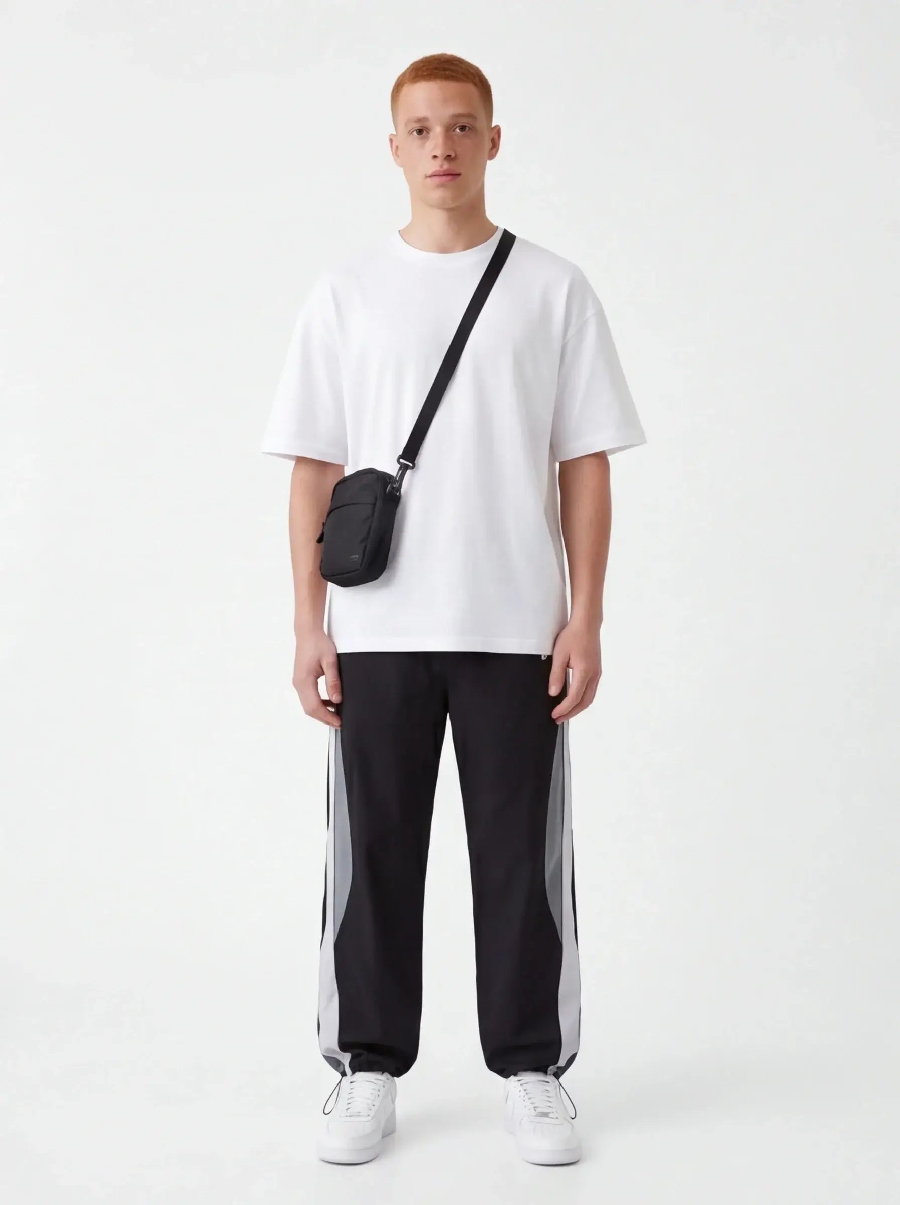 Dynamic Track Pants – from Premium Weave for an Unmistakable Style