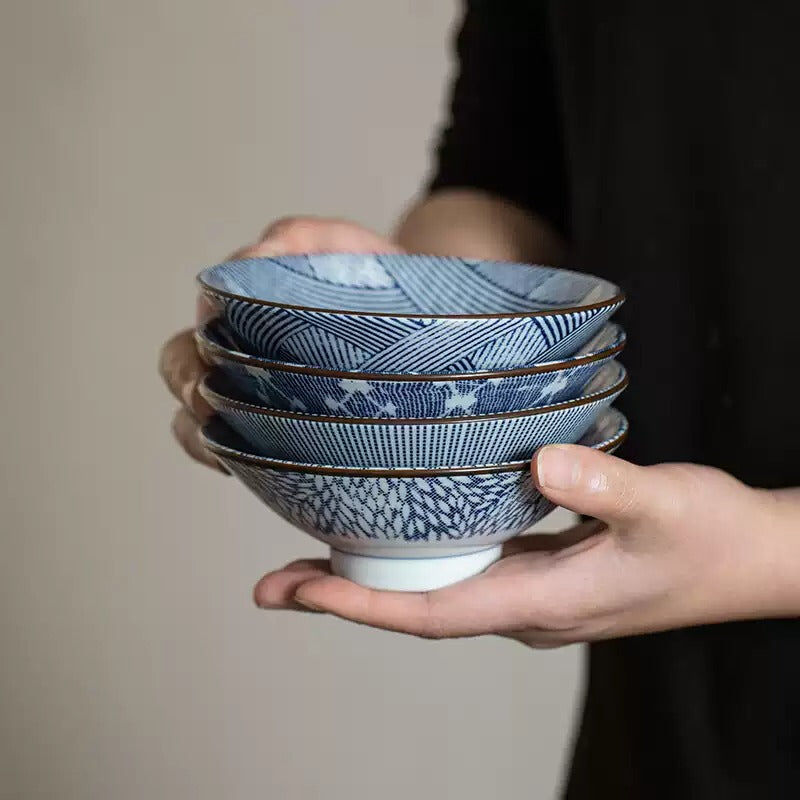 Arita-yaki ramen bowl with kasa-style glaze