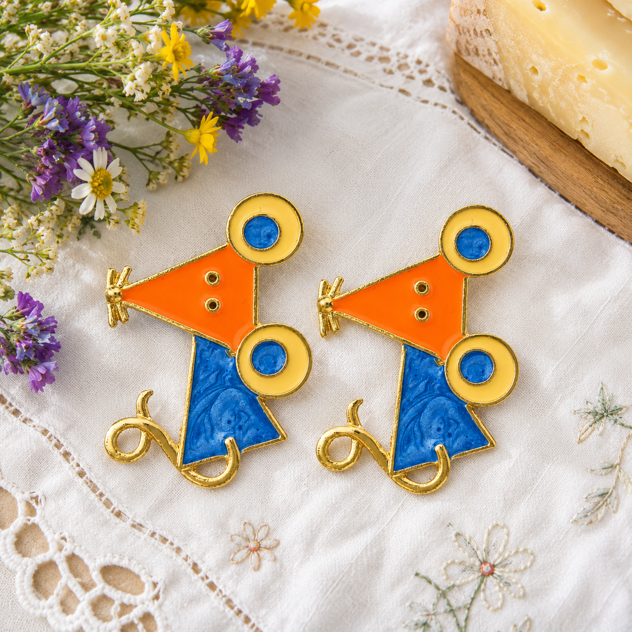 Artistic Mouse Earrings in Steel and Enamel