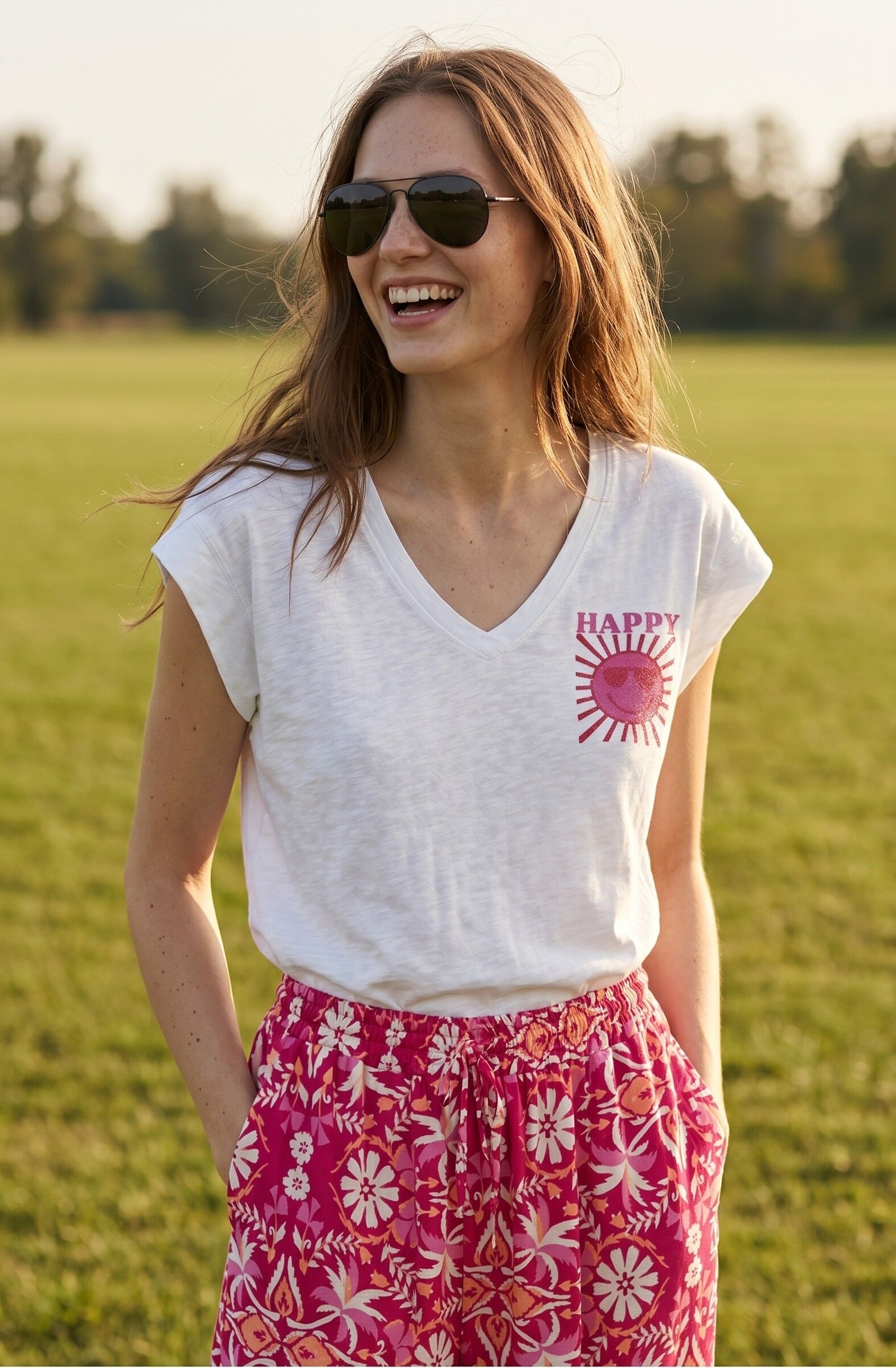 "HAPPY" Sun Design T-shirt